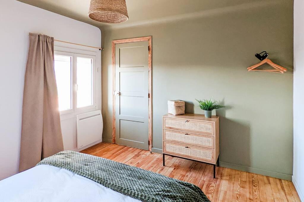 Maison Lombardi - Gite 6 Personnes 4 Etoiles Dun-sur-Meuse Exterior foto