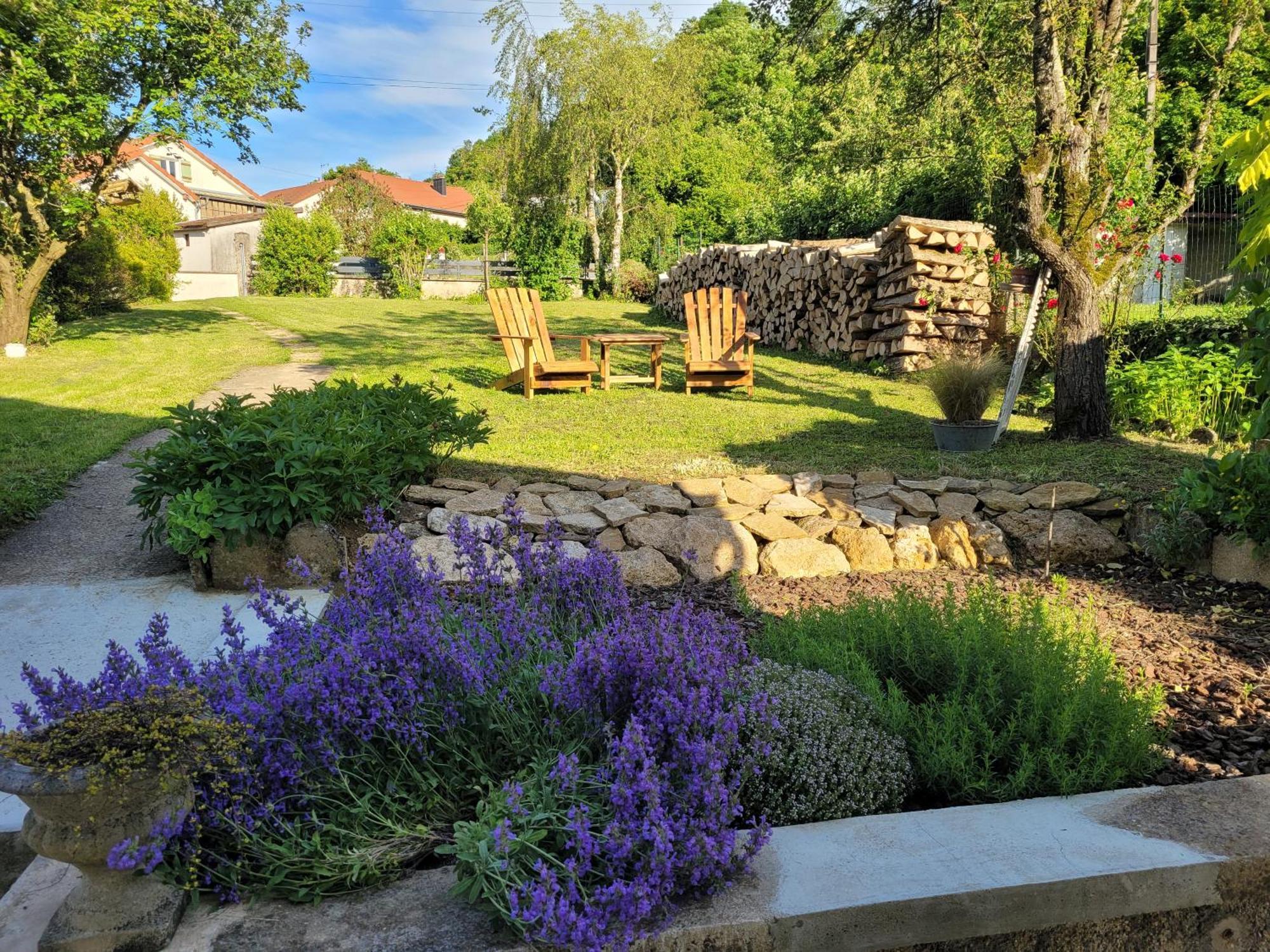 Maison Lombardi - Gite 6 Personnes 4 Etoiles Dun-sur-Meuse Exterior foto